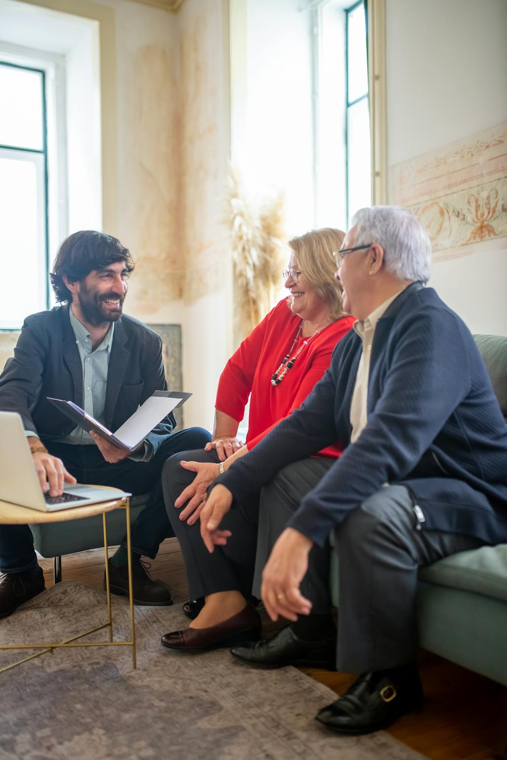 Medicare planning consultation for retirees